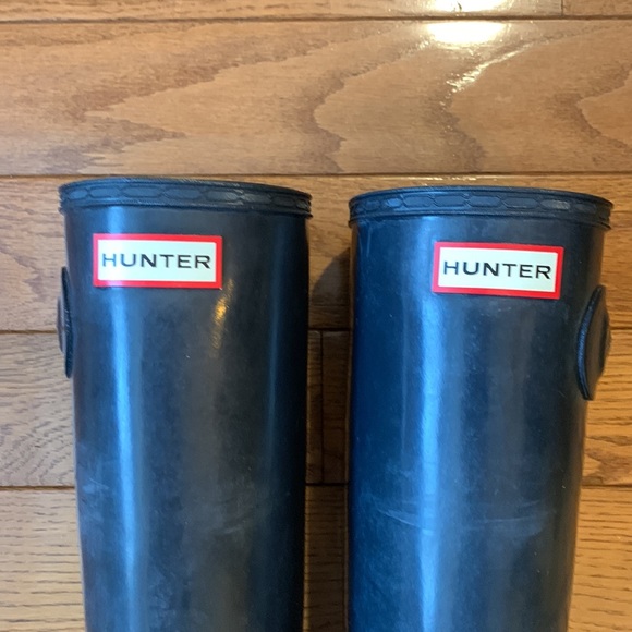 Hunter Original Tall Glossy Navy Rain Boot - Picture 5 of 12